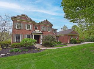 7966 Cooper Rd, Cincinnati, OH 45242