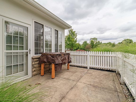 5th image of 5246 Bridwell Ln #10