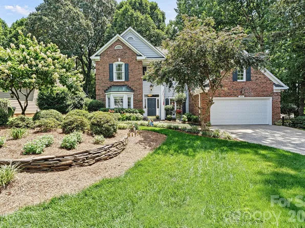 8810 Oakham St, Huntersville, NC 28078