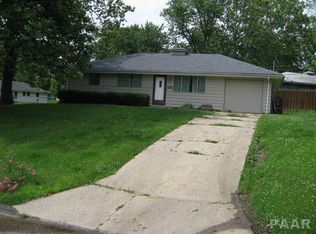 5519 N Hamilton Rd, Peoria, IL 61614