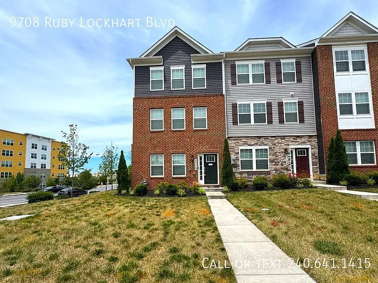 9708 Ruby Lockhart Blvd — Photo 1