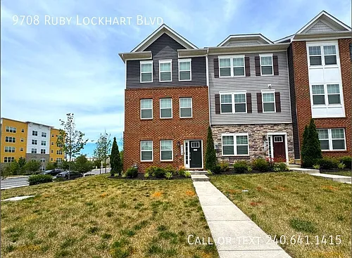 9708 Ruby Lockhart Blvd Photo 1