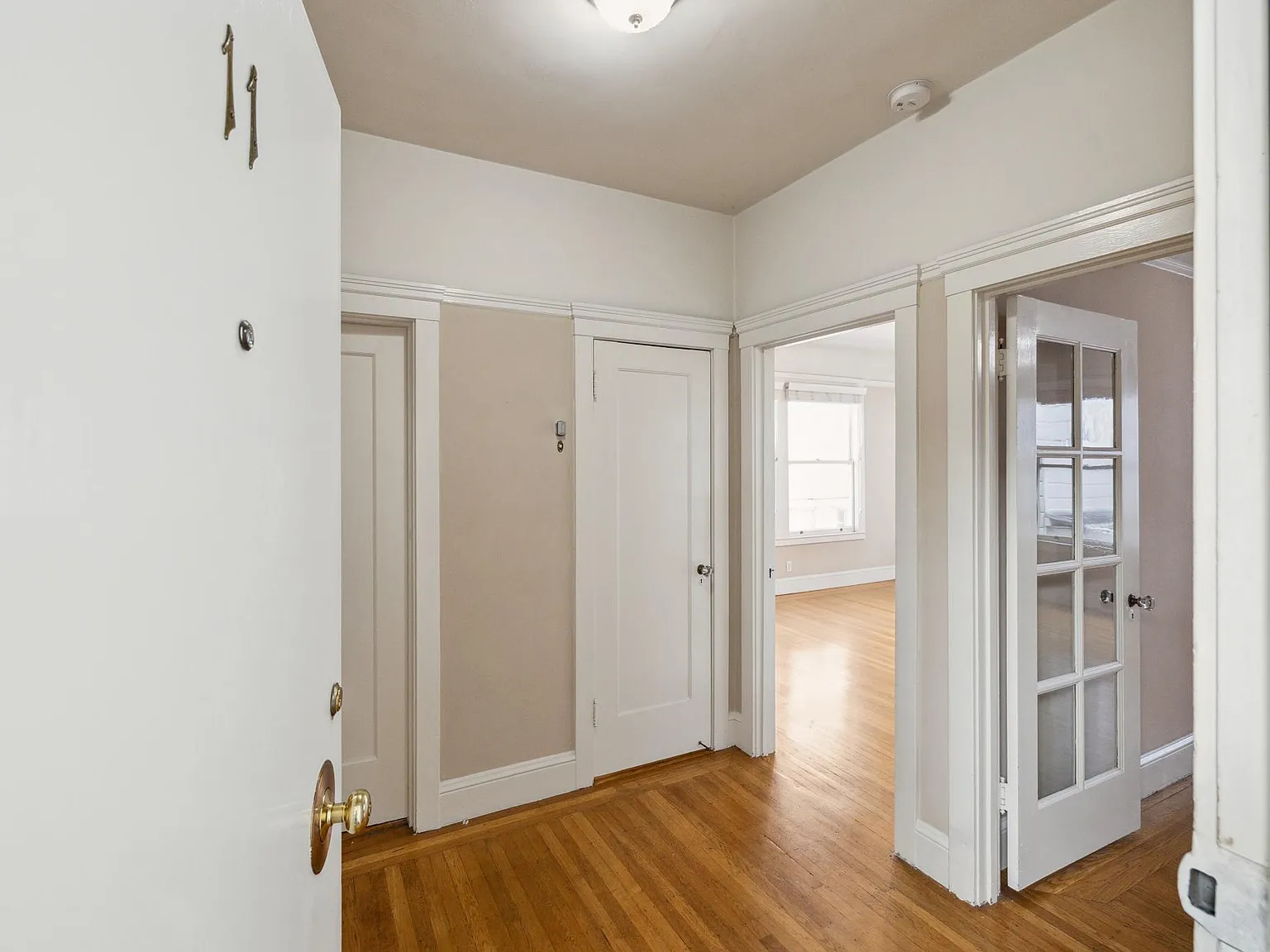 1 bed, $5,250 — Photo 2