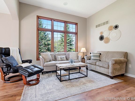 5th image of 774 Holly Creek Dr #1
