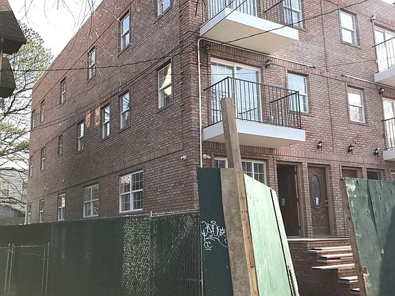 2nd image of 9241 173rd St