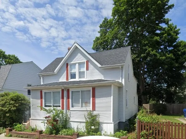 219 Brownell St, New Bedford, MA 02740