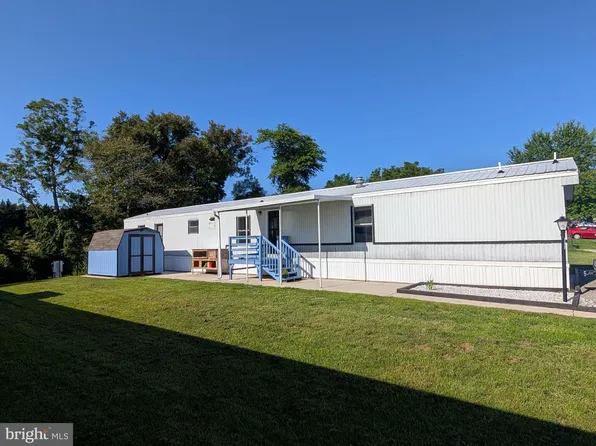 277 Berwick Rd, Abbottstown, PA 17301