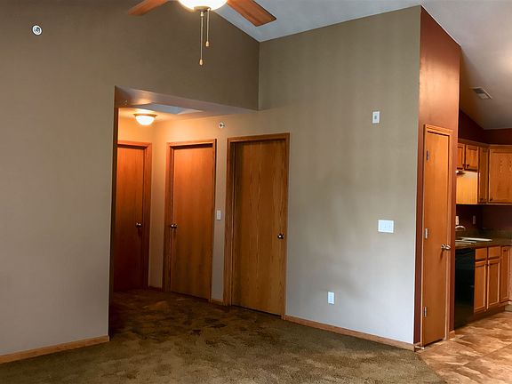 Living Room / Kitchen