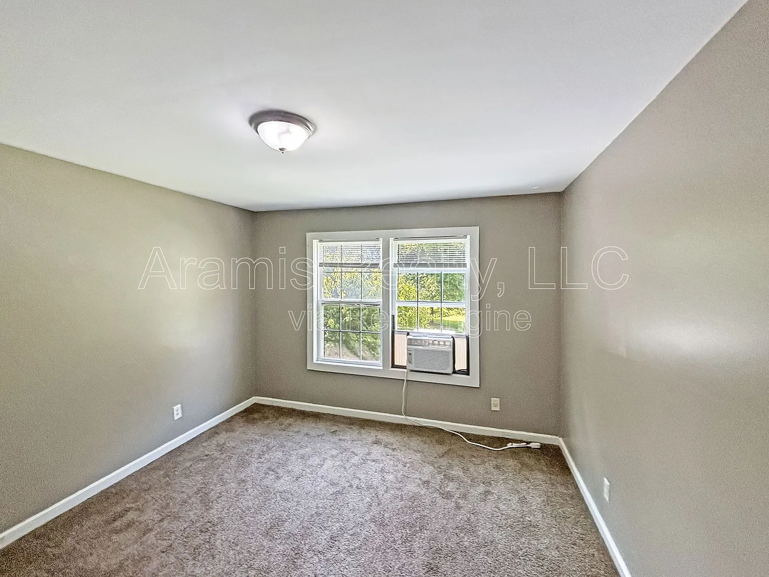 2 bed, 1.0 bath, 794 sqft, $1,195 — Photo 4