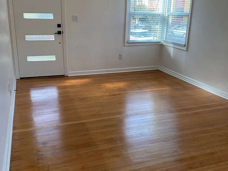 2400 N Killingsworth St — Photo 5