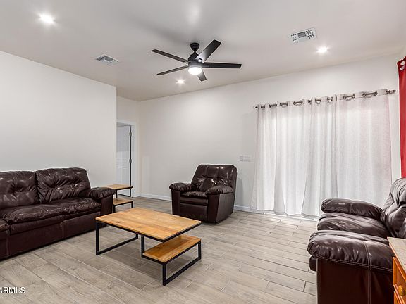 5th image of 37736 W SUPERIOR Avenue