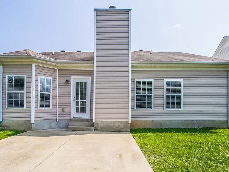 3003 Deer Trail Dr — Photo 15