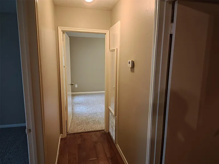 11514 Meadow Ln #D — Photo 8