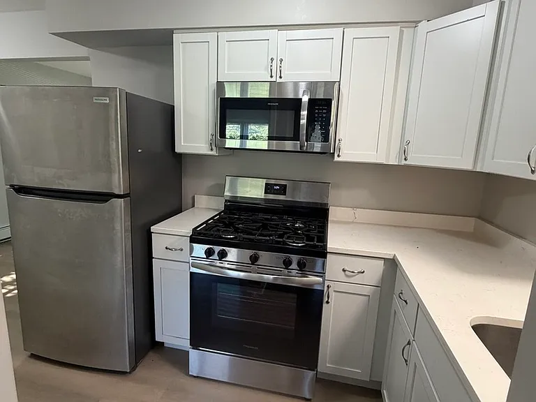 5331 S Kilbourn Ave #2 — Photo 10