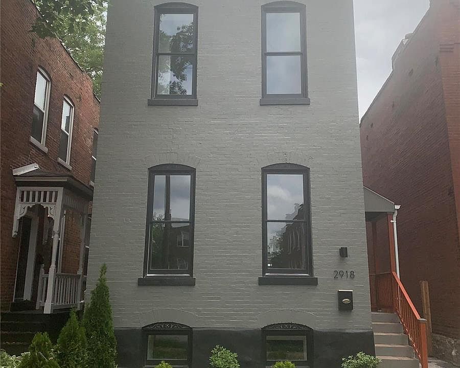 1st image of 2918 Indiana Ave