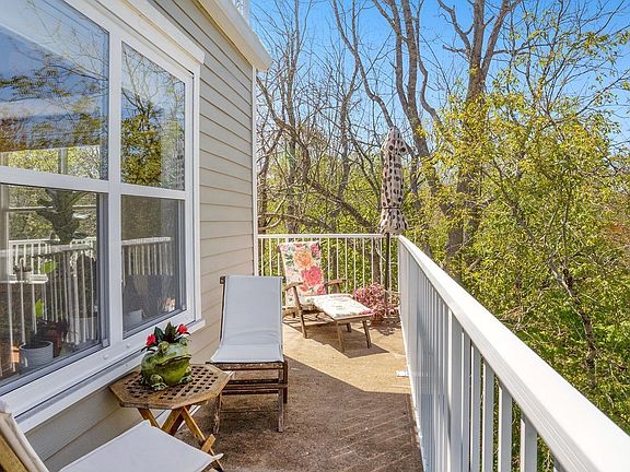 5th image of 476 Main St #308