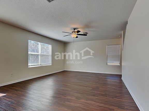 5th image of 35900 Jenny Lynne Cir
