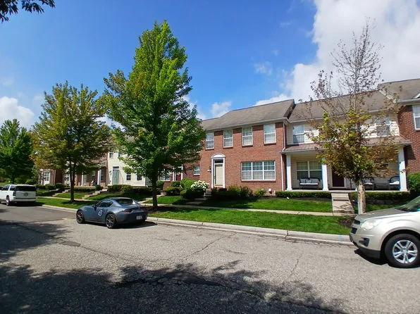 257 Stonegate W, Pontiac, MI 48341