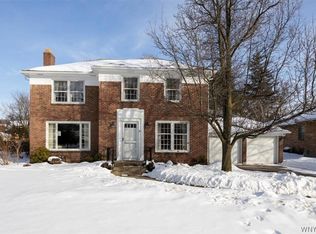 18 Coniston Rd, Amherst, NY 14226