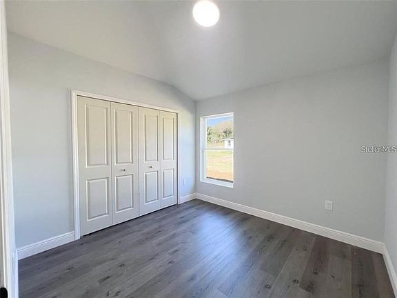 5th image of 4026 Mendoza Ave