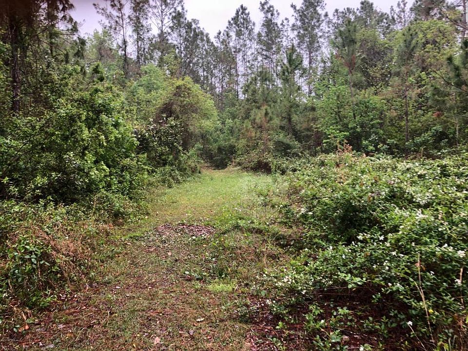 2nd image of 1907 Village Run Pl