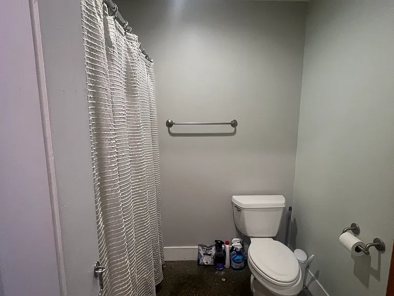 500 Granby St #2B — Photo 5