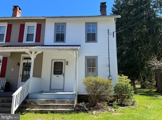 89 Furnace St, Robesonia, PA 19551