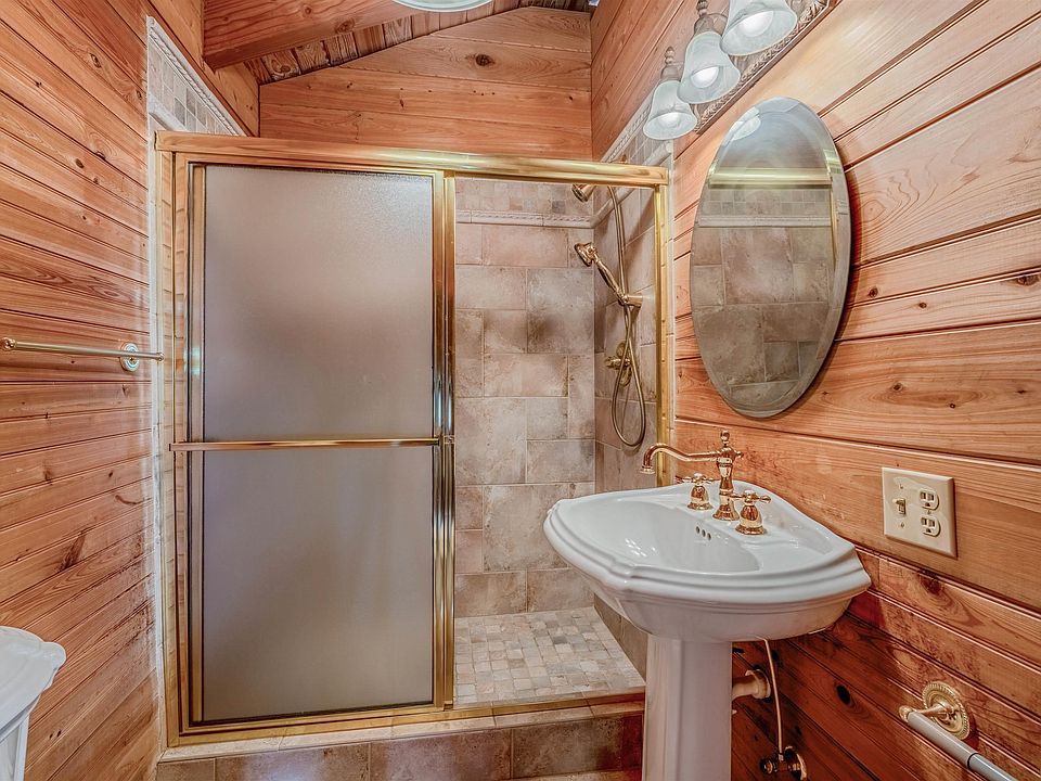 34th image of this home