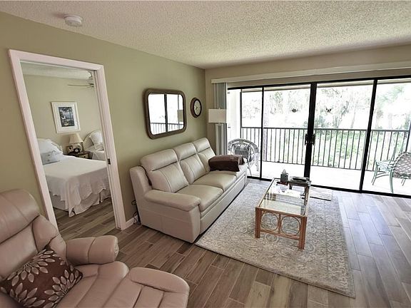3rd image of 3055 Quail Holw #22