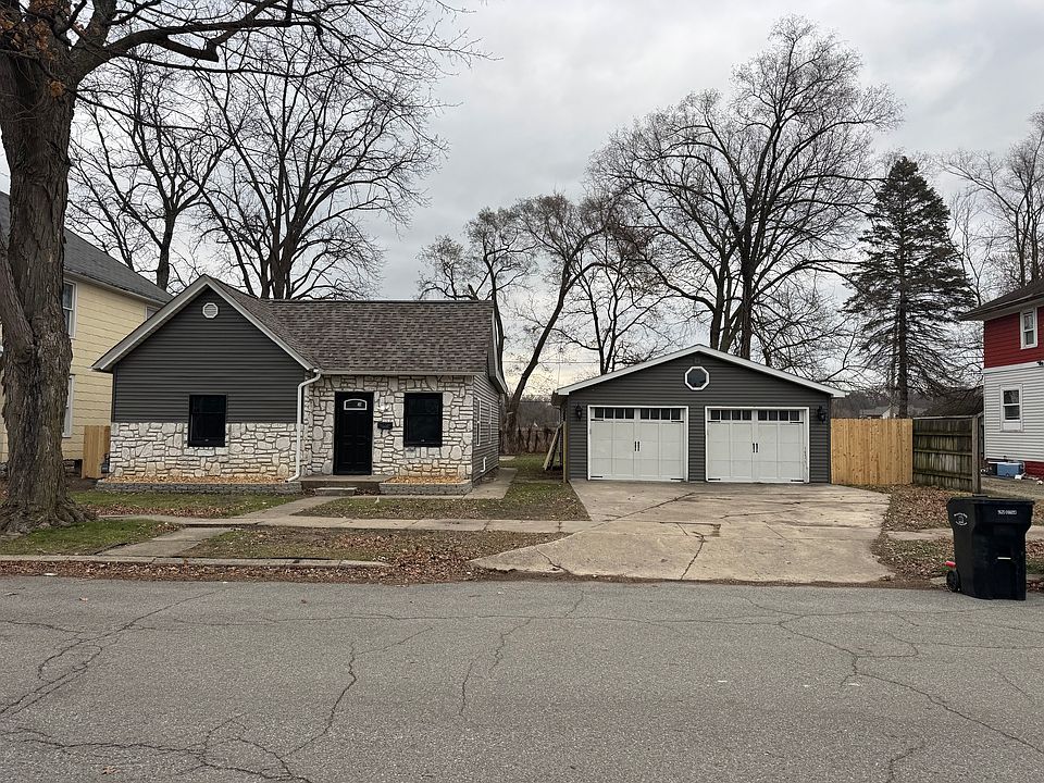 1st image of 1020 Talbot Ave