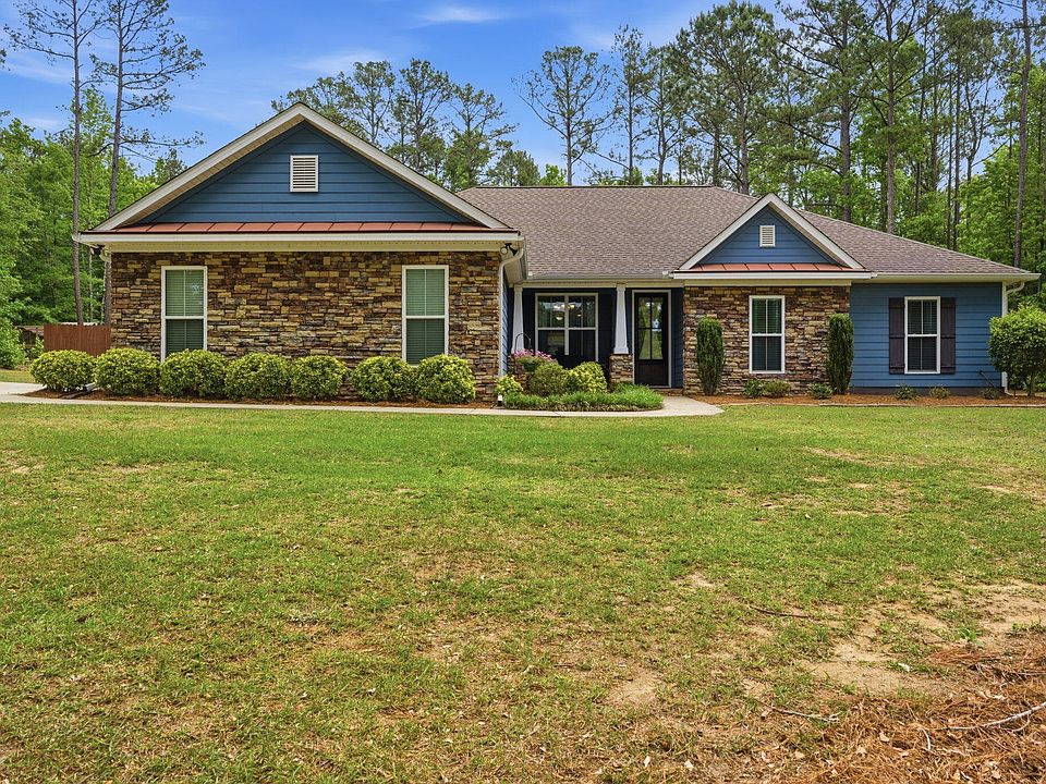 1st image of 1452 SE Karen Lane