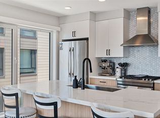 457 W Broadway #409, Boston, MA 02127