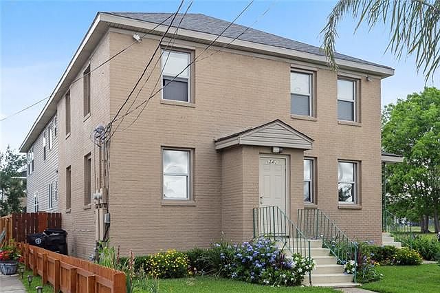 1st image of 6242 Wainwright Dr
