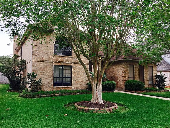 3rd image of 10023 Sagedale Dr