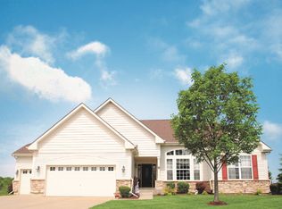 3013 Carlisle Ln, North Aurora, IL 60542