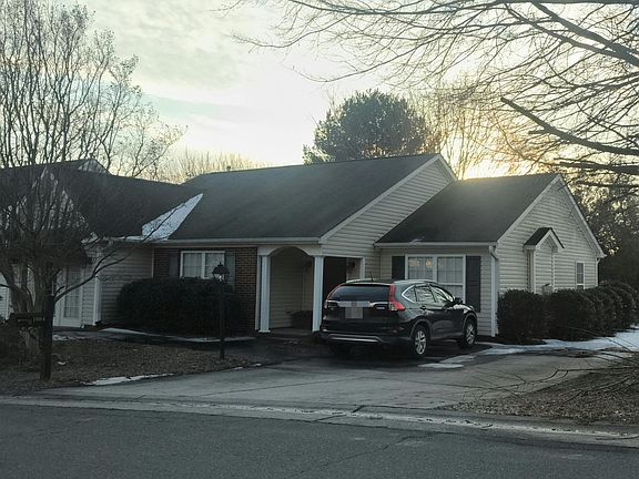 2nd image of 1804 Oakhurst Park Ln