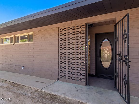3rd image of 8332 E Desert Steppes Dr