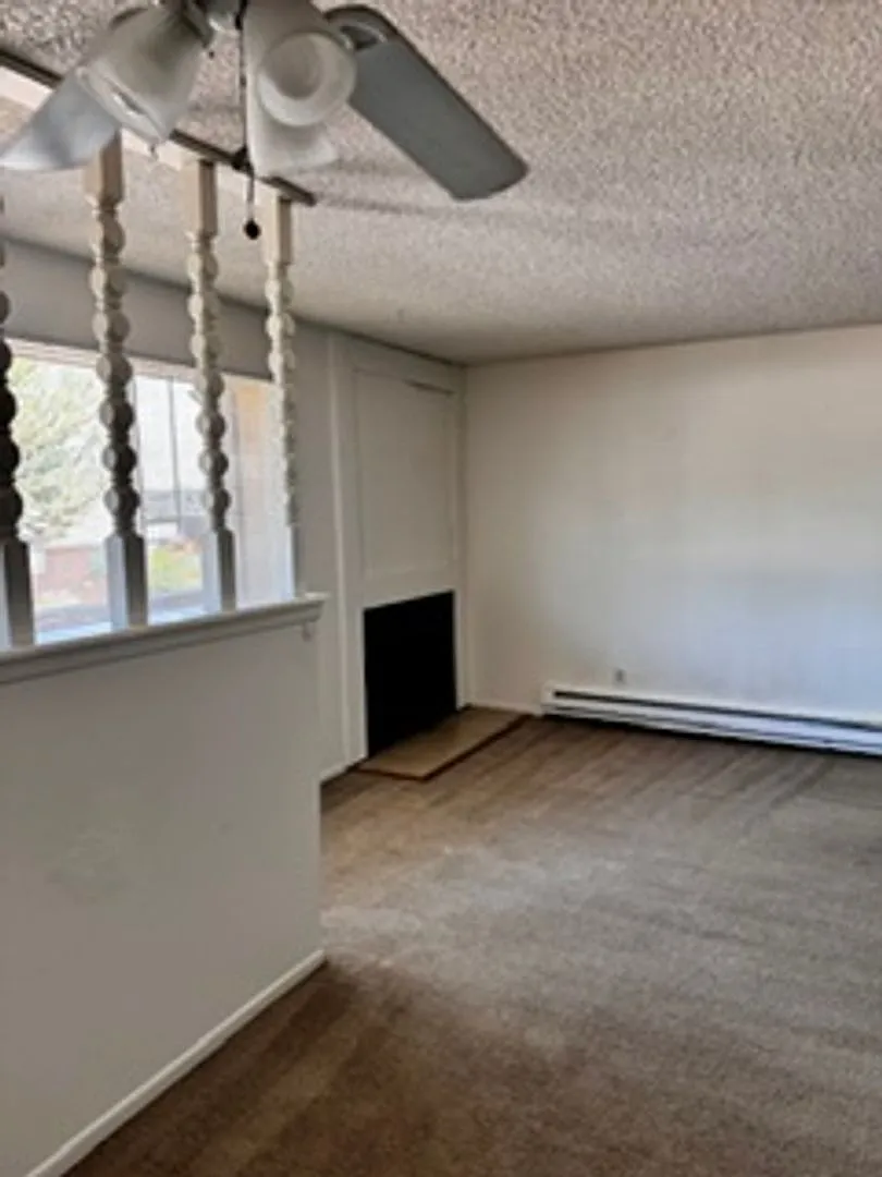2 Bedroom Apartment with Garage Available August 1st — Photo 4