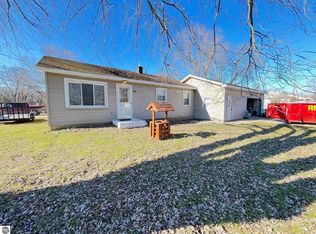 2147 Francisco St, Flushing, MI 48433