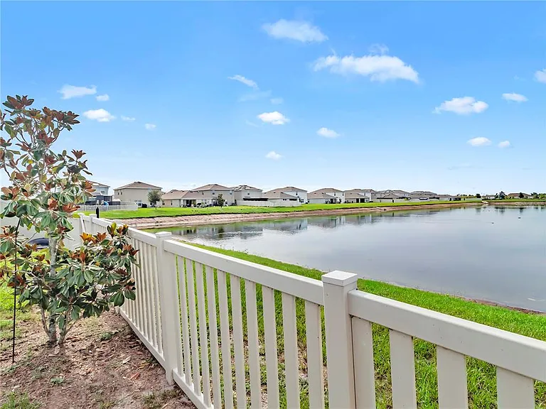 5546 Logan Cave Ave — Photo 24