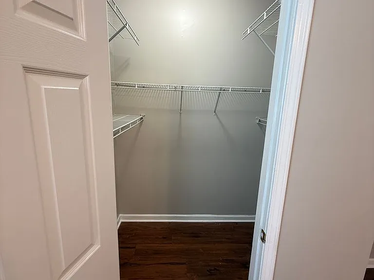 9201 Walden Park Dr — Photo 15