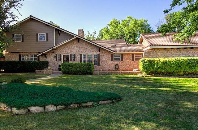 1st image of 2241 Gathright Dr