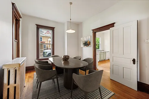 303 Angel Ave SW #1 Photo 1