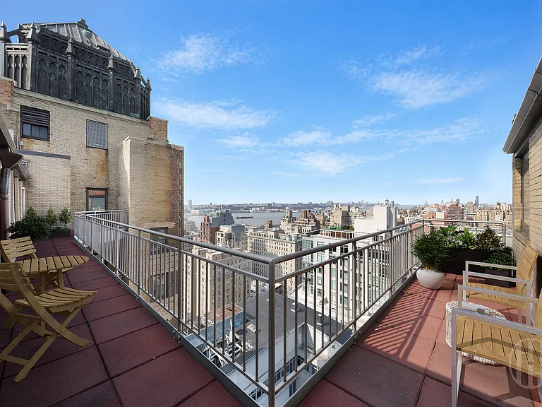 2166 Broadway #PENTHOUSE — Photo 13