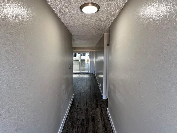 4th image of 3702 W Byers Pl