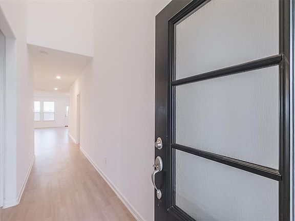 4th image of 23907 Cedar Glade Ln