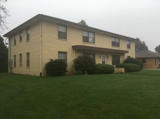 1002 5th Ave #4, Grafton, WI 53024