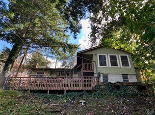 215 Lake Rd, Saylorsburg, PA 18353