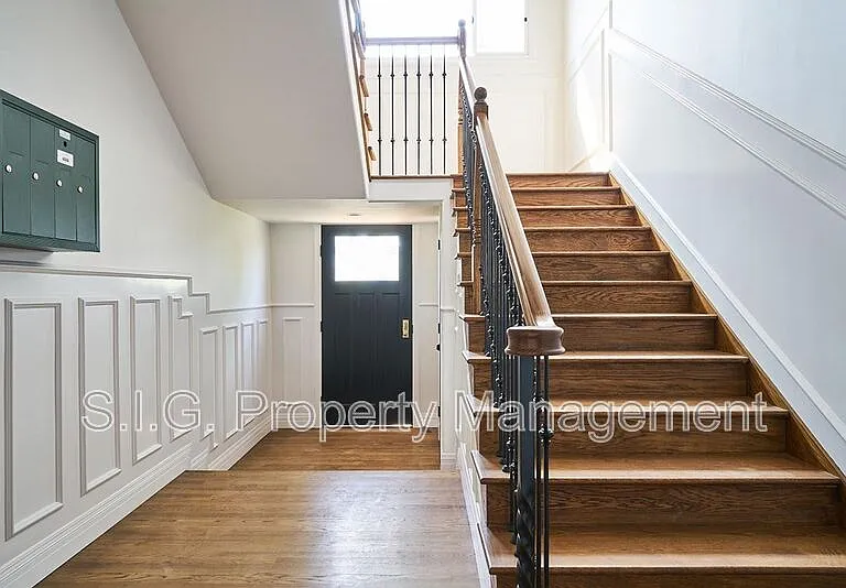2191 El Sereno Ave #4 — Photo 11