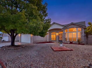 7204 Sol Poniente Rd NW, Albuquerque, NM 87120